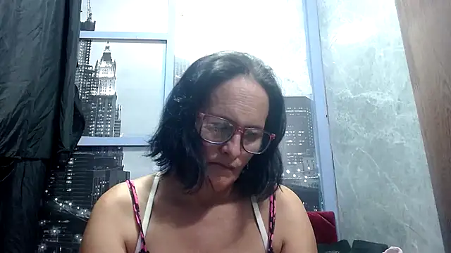 Snapshot of Nastylatinaxxx chatting on 11.01.25 Nastylatinaxxx online show from 11.01.25