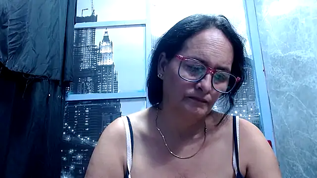 Nastylatinaxxx online show from 12.22.25