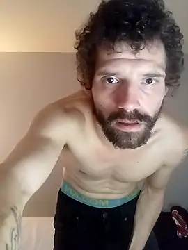 Snapshot of RuleMasterX chatting on 10.11.25 RuleMasterX online show from 10.11.25