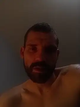 Snapshot of RuleMasterX chatting on 11.05.25 RuleMasterX online show from 11.05.25