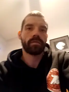 Snapshot of RuleMasterX chatting on 11.17.25 RuleMasterX online show from 11.17.25