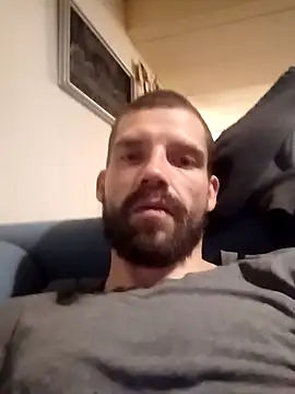 Snapshot of RuleMasterX chatting on 11.19.25 RuleMasterX online show from 11.19.25