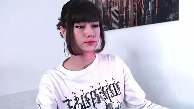 Snapshot of Raven__Blod chatting on 11.06.25 Raven Blod online show from 11.06.25