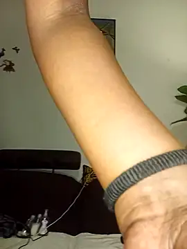 The-Peach-Flexer online show from 01.12.26