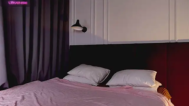 Snapshot of Beatrica_Klein chatting on 02.17.25 Beatrica Klein online show from 02.17.25