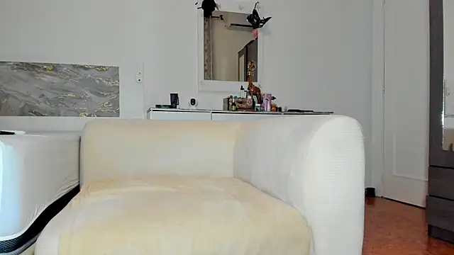 anisialuna  online show from 04.01.26