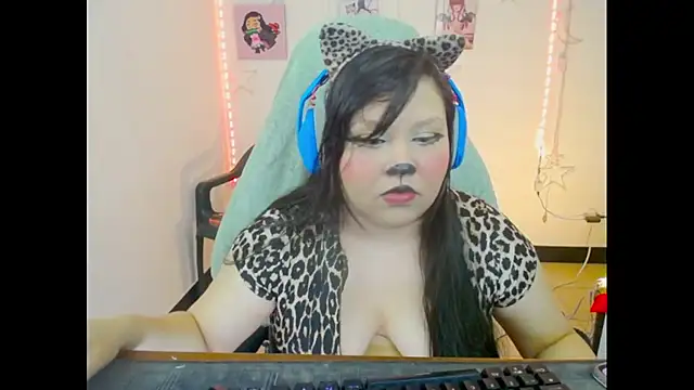 crystal7u7 online show from 11.05.25