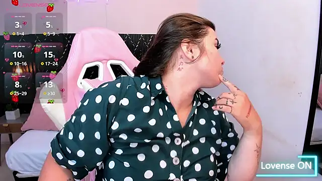 Snapshot of Aabby_lee chatting on 11.05.25 Aabby lee online show from 11.05.25