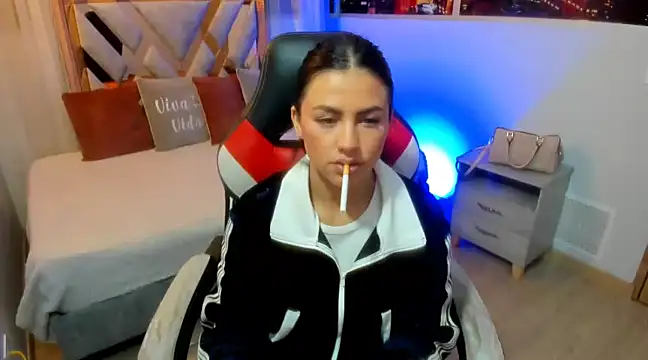 Kendall Sophy online show from 12.09.24