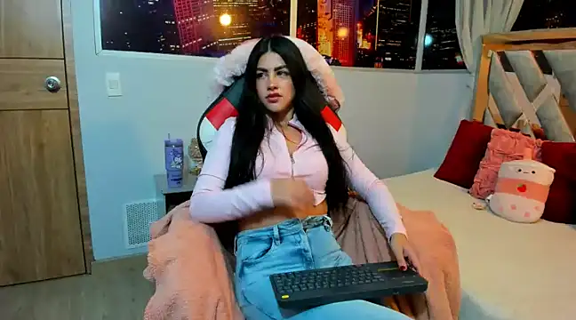 Kendall Sophy online show from 03.03.25