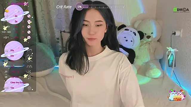 Snapshot of EmmaHixLove chatting on 12.10.24 EmmaHixLove online show from 12.10.24