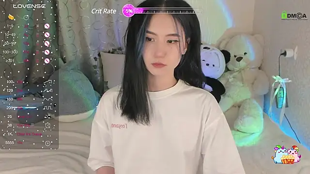 Snapshot of EmmaHixLove chatting on 12.15.24 EmmaHixLove online show from 12.15.24