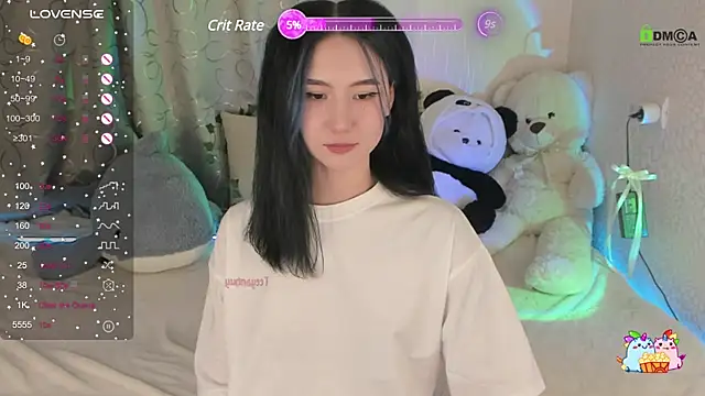 Snapshot of EmmaHixLove chatting on 12.15.24 EmmaHixLove online show from 12.15.24
