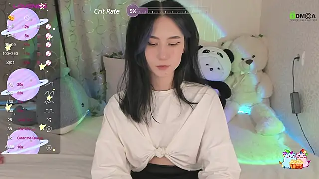 Snapshot of EmmaHixLove chatting on 12.18.24 EmmaHixLove online show from 12.18.24