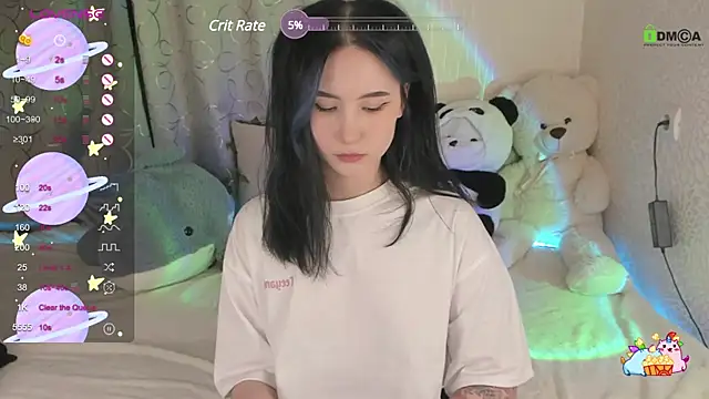 Snapshot of EmmaHixLove chatting on 12.20.24 EmmaHixLove online show from 12.20.24