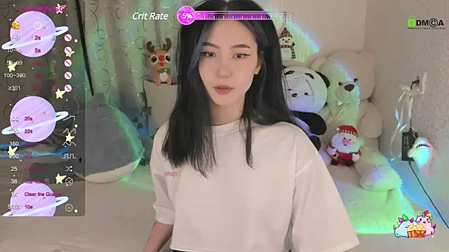 Snapshot of EmmaHixLove chatting on 12.22.24 EmmaHixLove online show from 12.22.24
