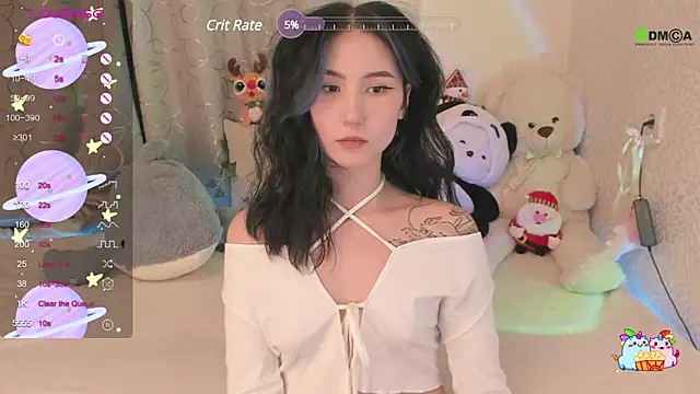 Snapshot of EmmaHixLove chatting on 12.24.24 EmmaHixLove online show from 12.24.24