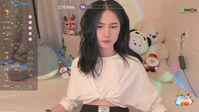 Snapshot of EmmaHixLove chatting on 12.26.24 EmmaHixLove online show from 12.26.24