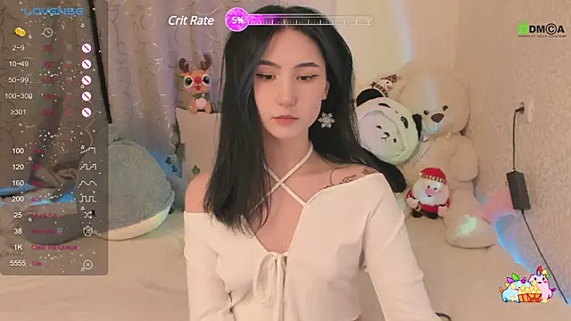Snapshot of EmmaHixLove chatting on 12.31.24 EmmaHixLove online show from 12.31.24