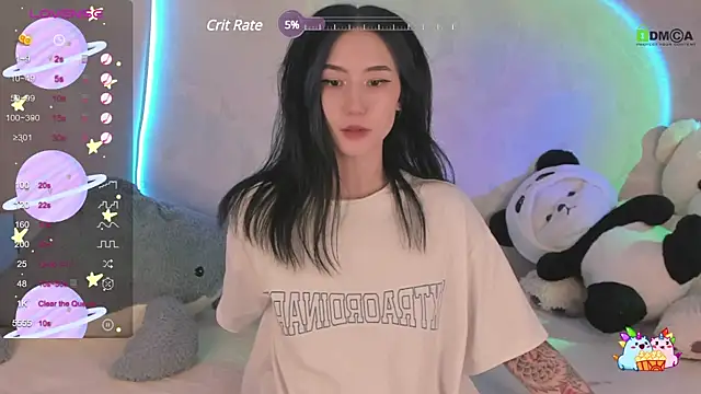 Snapshot of EmmaHixLove chatting on 02.19.25 EmmaHixLove online show from 02.19.25