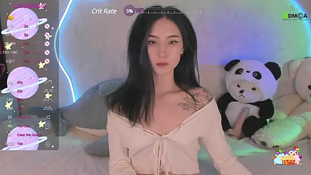 Snapshot of EmmaHixLove chatting on 02.20.25 EmmaHixLove online show from 02.20.25