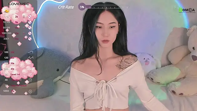 Snapshot of EmmaHixLove chatting on 02.26.25 EmmaHixLove online show from 02.26.25