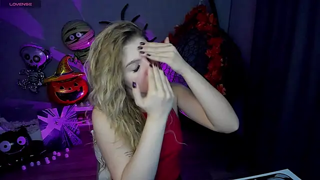 lily williamss online show from 10.19.25