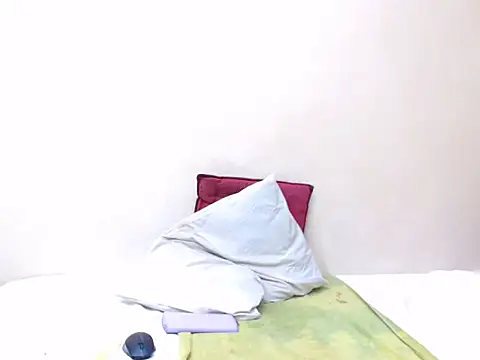 Xoli 11 online show from 10.19.25