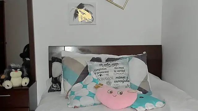 EmilyPeytonn online show from 01.22.25