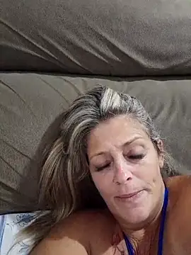 Snapshot of marcialoira chatting on 02.27.25 marcialoira online show from 02.27.25