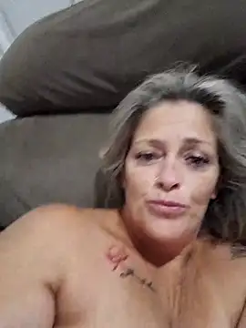 Snapshot of marcialoira chatting on 03.09.25 marcialoira online show from 03.09.25