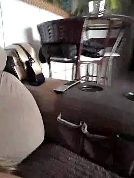 Snapshot of marcialoira chatting on 09.22.25 marcialoira online show from 09.22.25