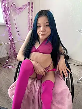 MiniSophiaa online show from 03.07.26