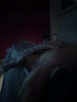 Bennyben8604 online show from 01.28.25