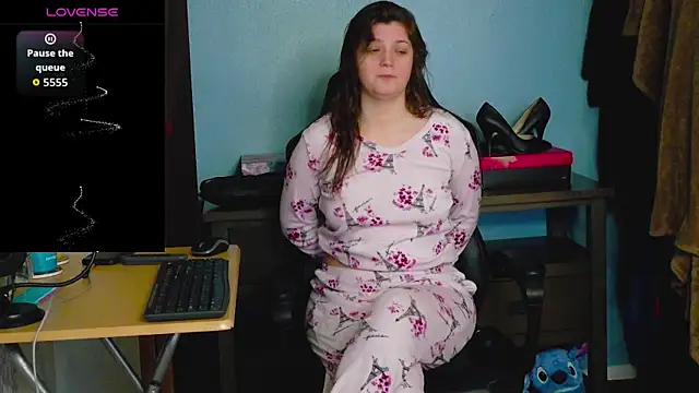 TreeJeanne online show from 11.20.25