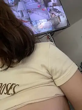 Snapshot of Lia_sex69 chatting on 01.28.25 Lia sex69 online show from 01.28.25