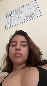 Snapshot of Lia_sex69 chatting on 02.26.25 Lia sex69 online show from 02.26.25