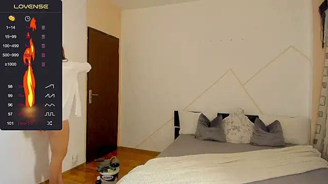 EvaWhisper online show from 03.04.25