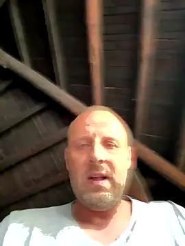 SchwuleHure online show from 09.20.25