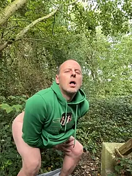 SchwuleHure online show from 09.28.25