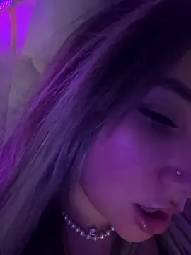 Snapshot of babyyboomm chatting on 01.19.25 babyyboomm online show from 01.19.25