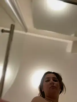 Snapshot of babyyboomm chatting on 02.27.25 babyyboomm online show from 02.27.25