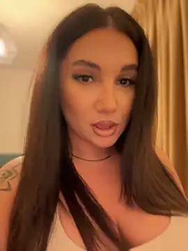 Snapshot of babyyboomm chatting on 09.30.25 babyyboomm online show from 09.30.25