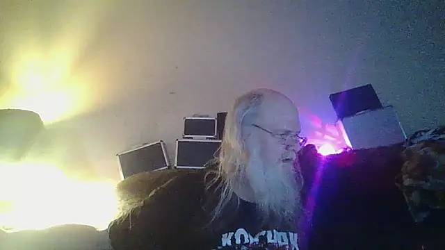 Snapshot of VicFerrari1 chatting on 07.17.26 VicFerrari1 online show from 07.17.26