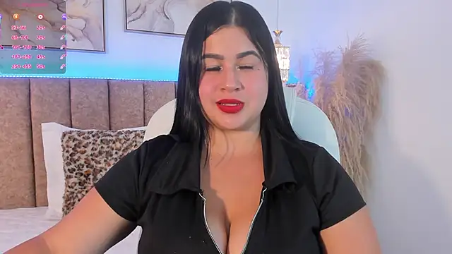 miahkumar online show from 10.28.25