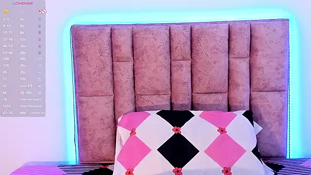 miahkumar online show from 02.14.26