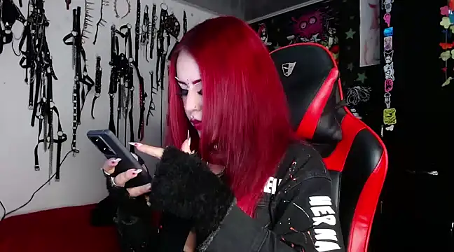 Snapshot of jannaink_ chatting on 12.17.24 jannaink online show from 12.17.24