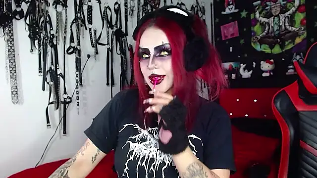 Snapshot of jannaink_ chatting on 12.23.24 jannaink online show from 12.23.24