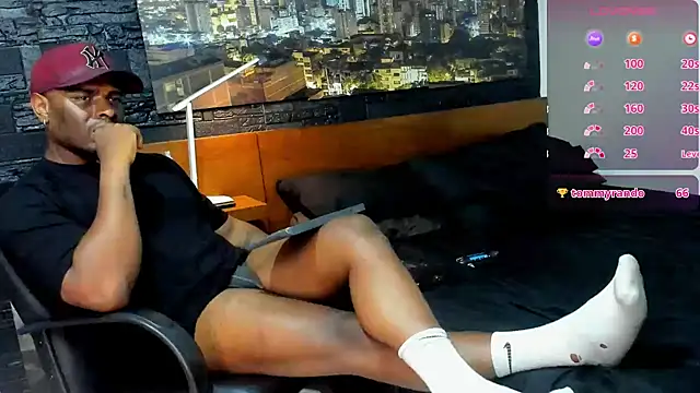 Snapshot of thomas_santtos1 chatting on 02.07.25 thomas santtos1 online show from 02.07.25