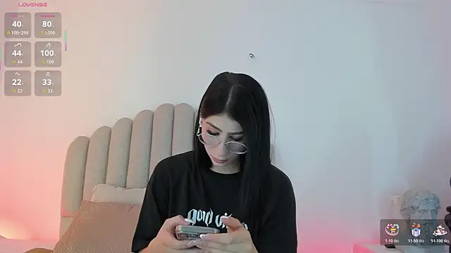 Dasha-b online show from 11.16.25